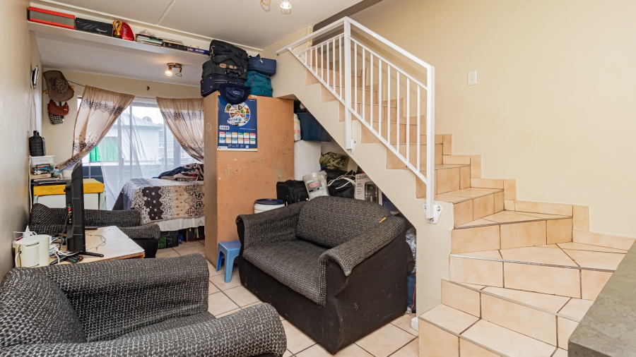 2 Bedroom Property for Sale in Bellville Central Western Cape